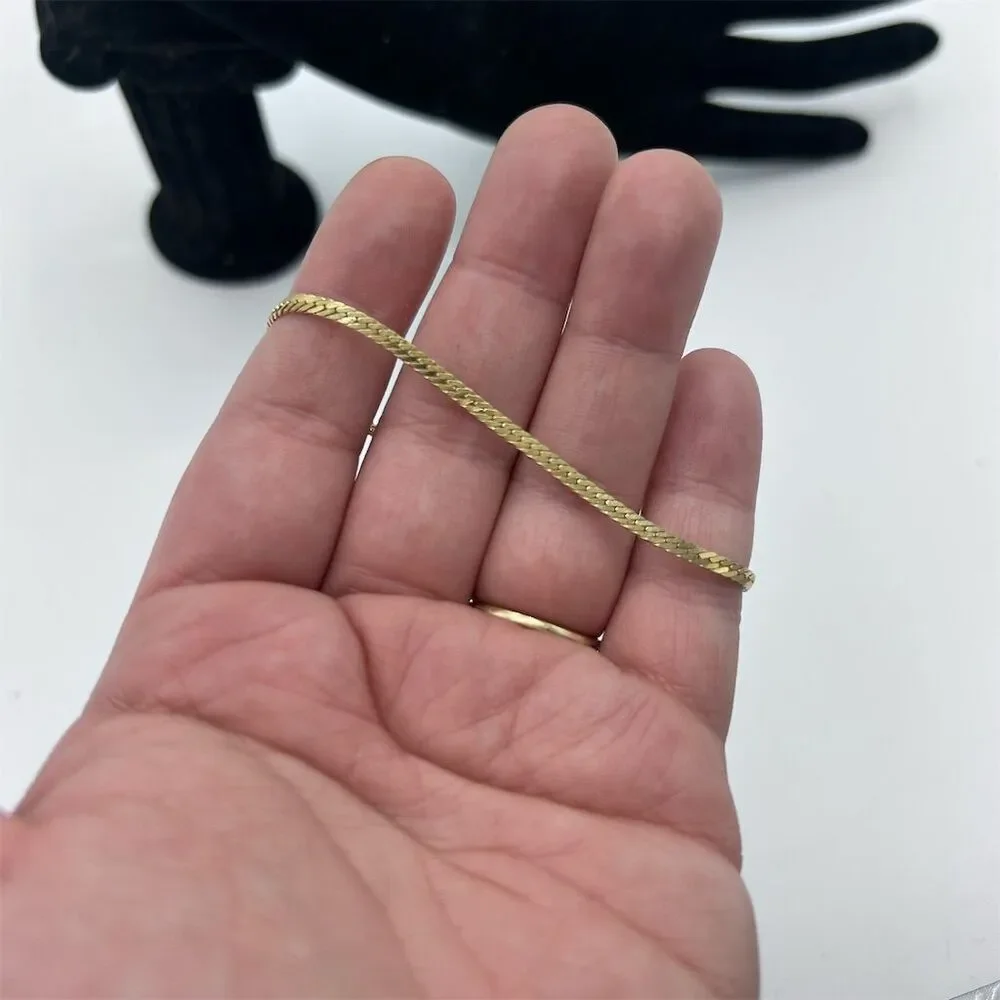 Vintage Gold Tone Flat Herringbone Chain Bracelet - Picture 2 of 3